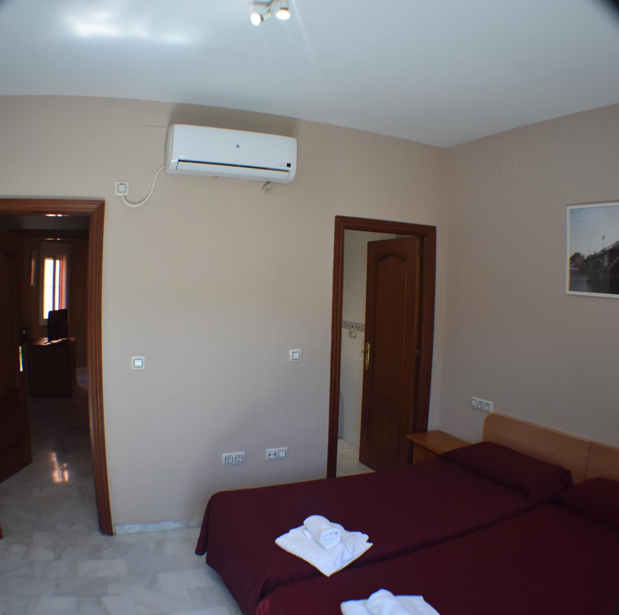 Apartamentos Alamare Seville Ngoại thất bức ảnh