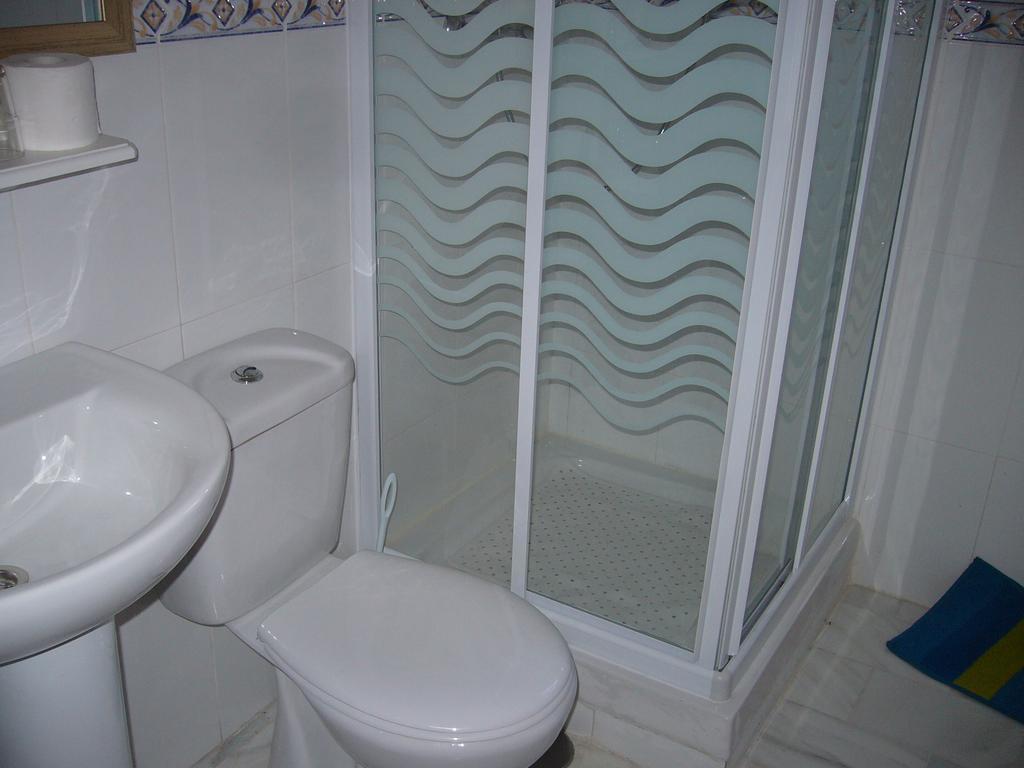 Apartamentos Alamare Seville Phòng bức ảnh